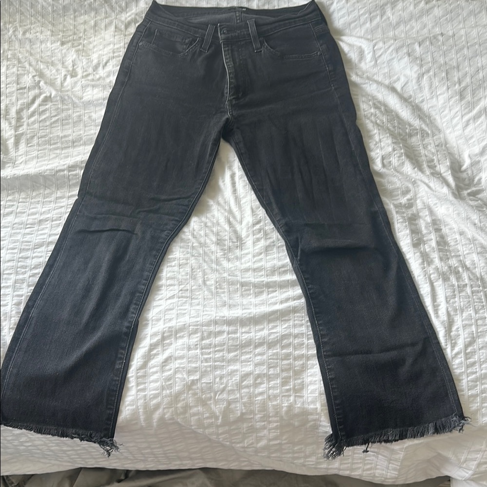 Joe’s Jeans black cropped jeans